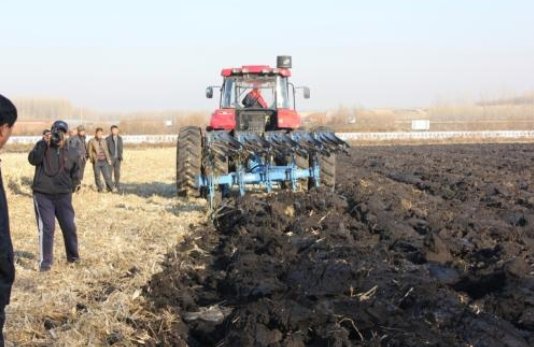 耕地土壤肥沃耕层构建集成技术模式