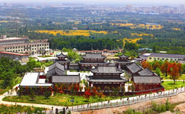 河南省郑州市泰山村