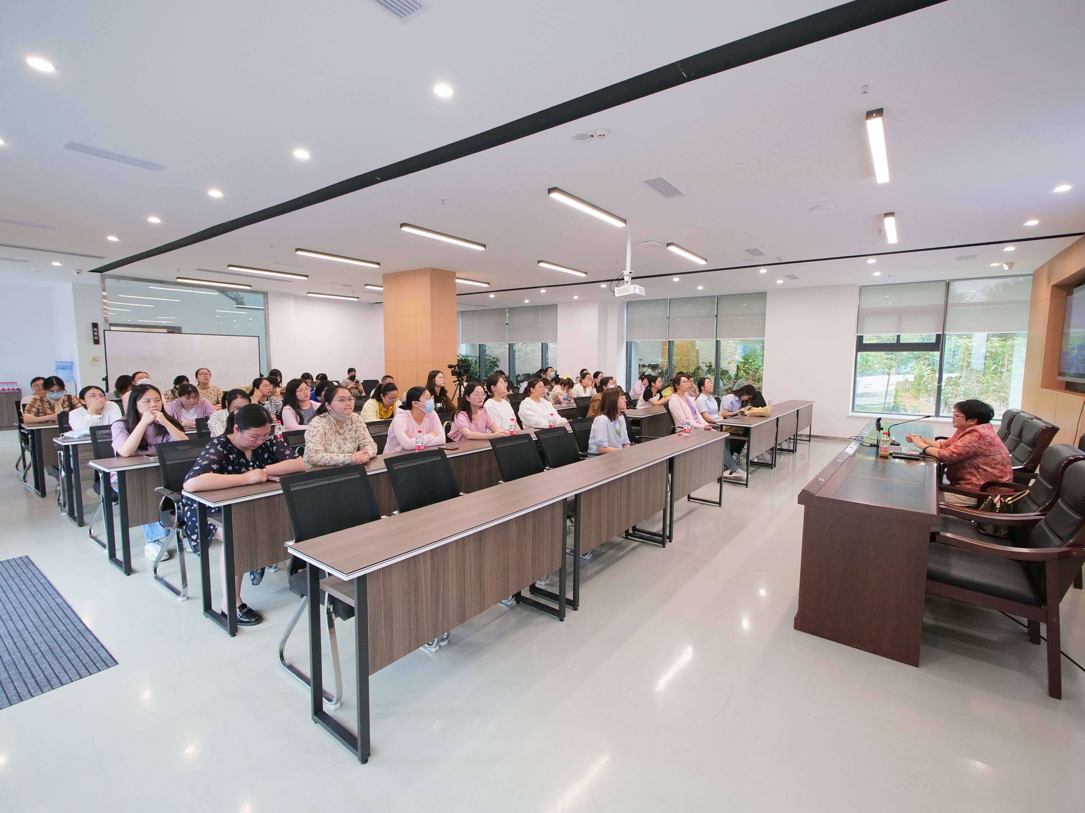  中国建设银行江苏省分行教研组赴川农牛科创农庄举办【金融赋能乡村振兴】专题一日研训